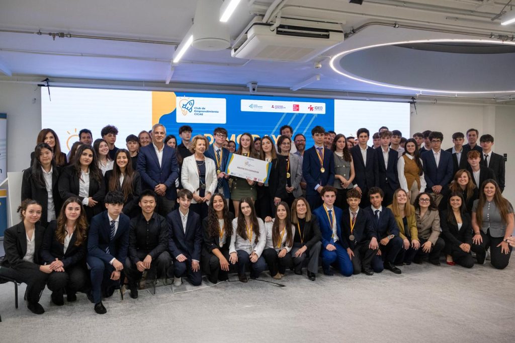 Foto grupal - I Club de emprendimiento