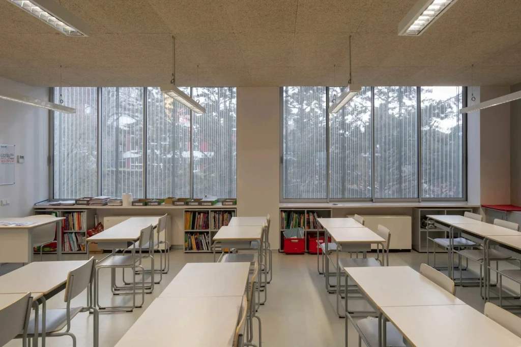 Aulas-runnymede - Info - Asociación de Colegios CICAE